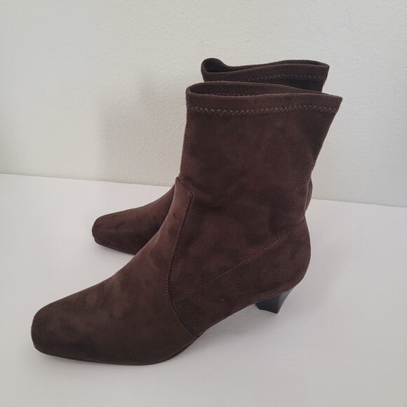 Donald J. Pliner Brown Faux Suede Sock Boot Sz 7.5 Kitten Heel Sophia Minimalist - Picture 2 of 15